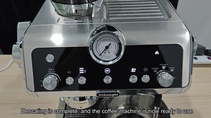 DeLonghi La Specialista ready after descaling DeLonghi La Specialista ready after descaling