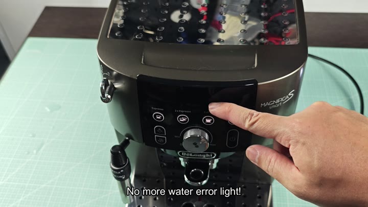 DeLonghi no more water error fixed DeLonghi no more water error fixed