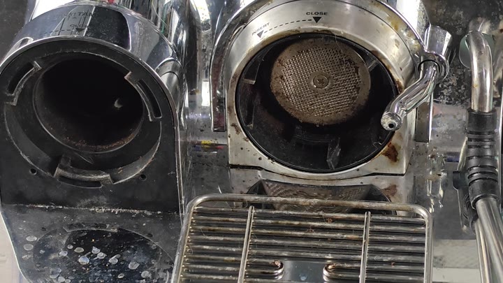 Dirty group head basket with residue Dirty group head basket with residue