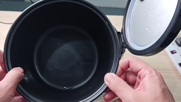 Empty AROMA rice cooker inner pot Empty AROMA rice cooker inner pot