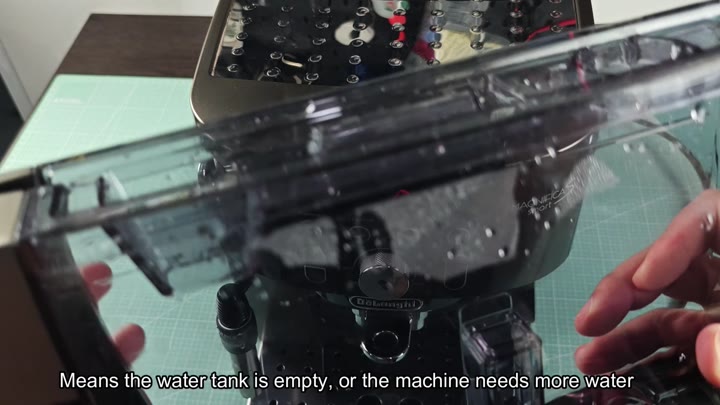 Empty water tank causes error light Empty water tank causes error light