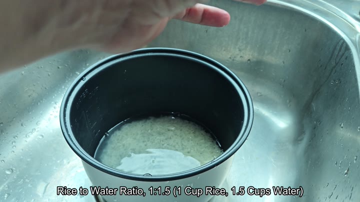 Rice and water 1 to 1.5 ratio Rice and water 1 to 1.5 ratio