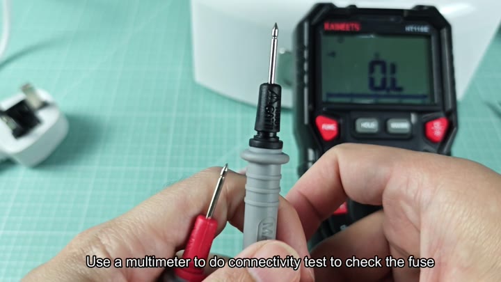 Test fuse continuity with multimeter Test fuse continuity with multimeter