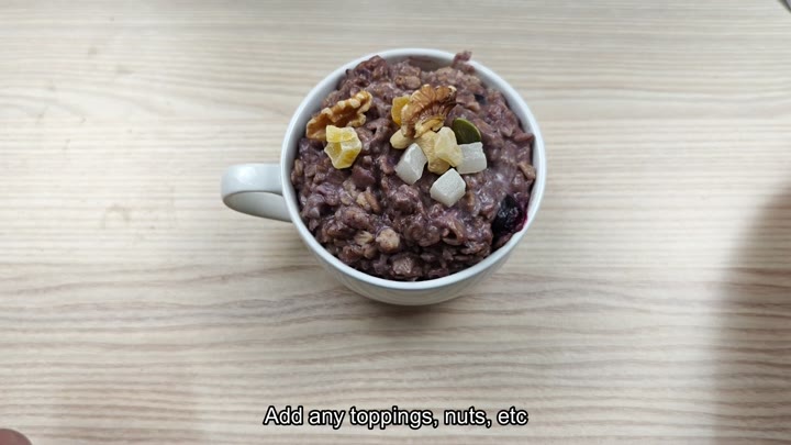 Topped oatmeal with nuts and seeds Topped oatmeal with nuts and seeds