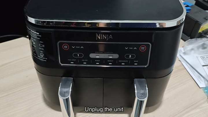 Unplug the Ninja Dual Zone air fryer Unplug the Ninja Dual Zone air fryer